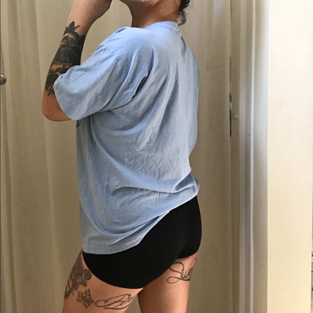 ▪️vintage | ‘79 baby blue Bahamas souvenir tee▪️ - Picture 5 of 6